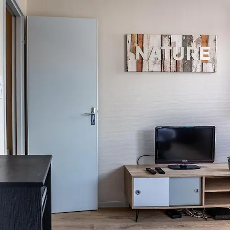 Apartmán Le Debussy - Studio - Wifi Fibre- Centre Ville- Parking Tarbes