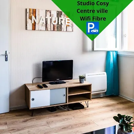 Apartmán Le Debussy - Studio - Wifi Fibre- Centre Ville- Parking Tarbes